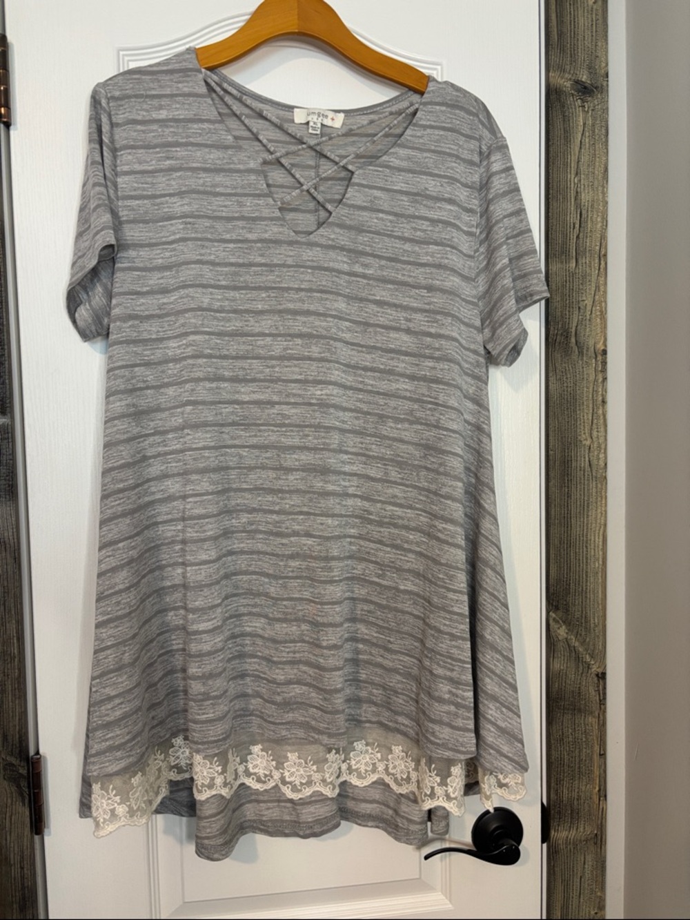 Umgee size xl grey Striped Lace-Hem Knit dress or tunic
